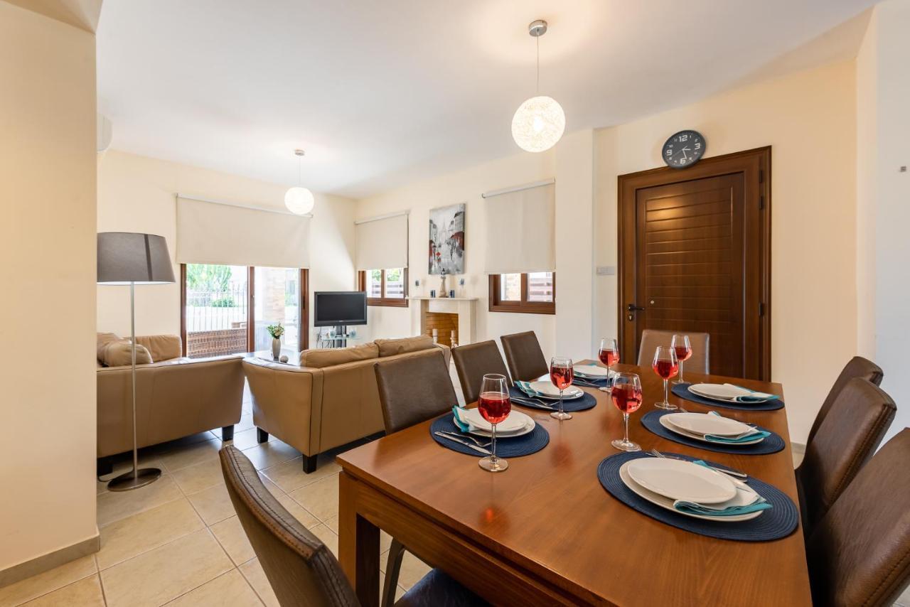 Villa Alexandra By Ezoria Villas Aya Napa Dış mekan fotoğraf