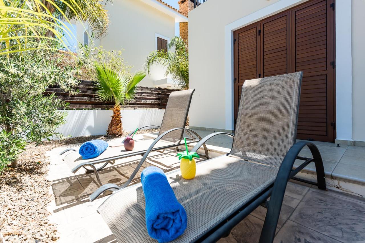 Villa Alexandra By Ezoria Villas Aya Napa Dış mekan fotoğraf